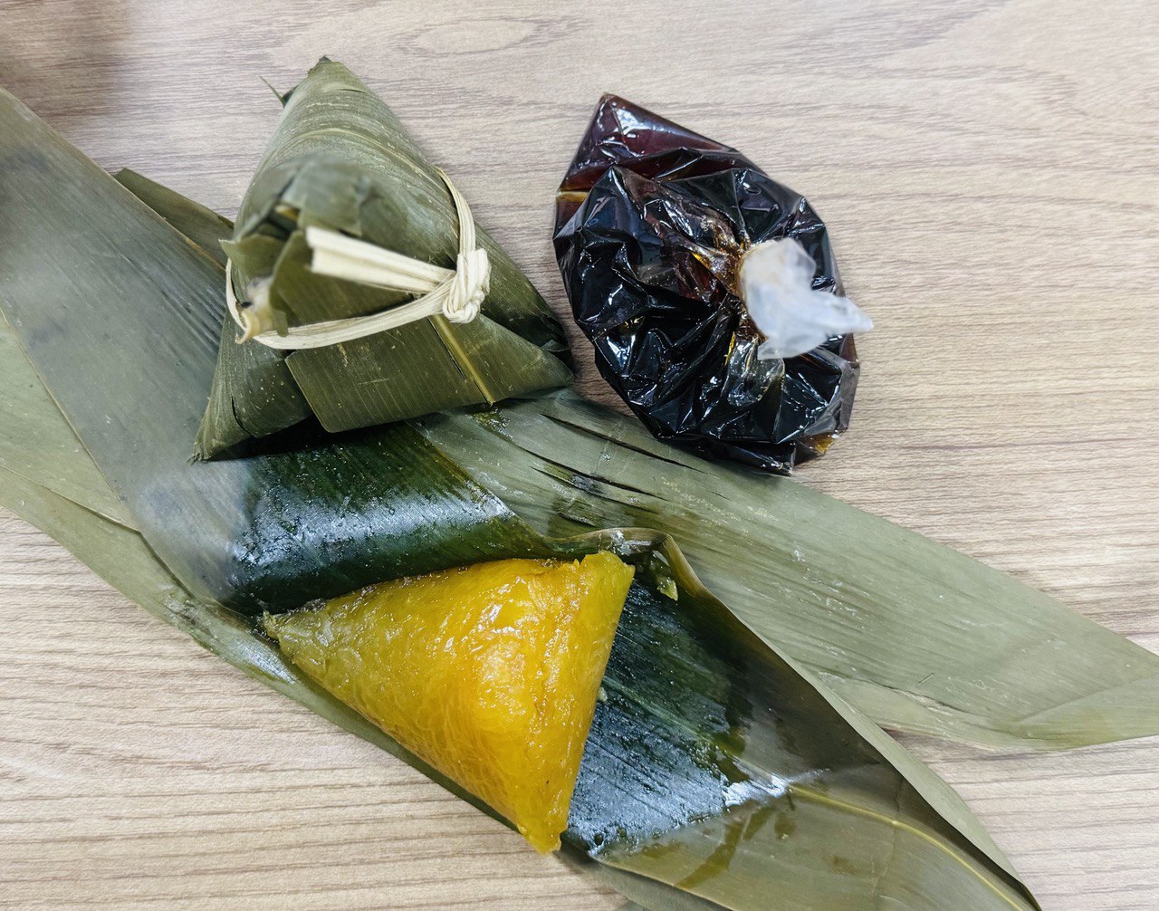 Về Bắc Kạn thưởng thức bánh gio mật mía của dân tộc Tày