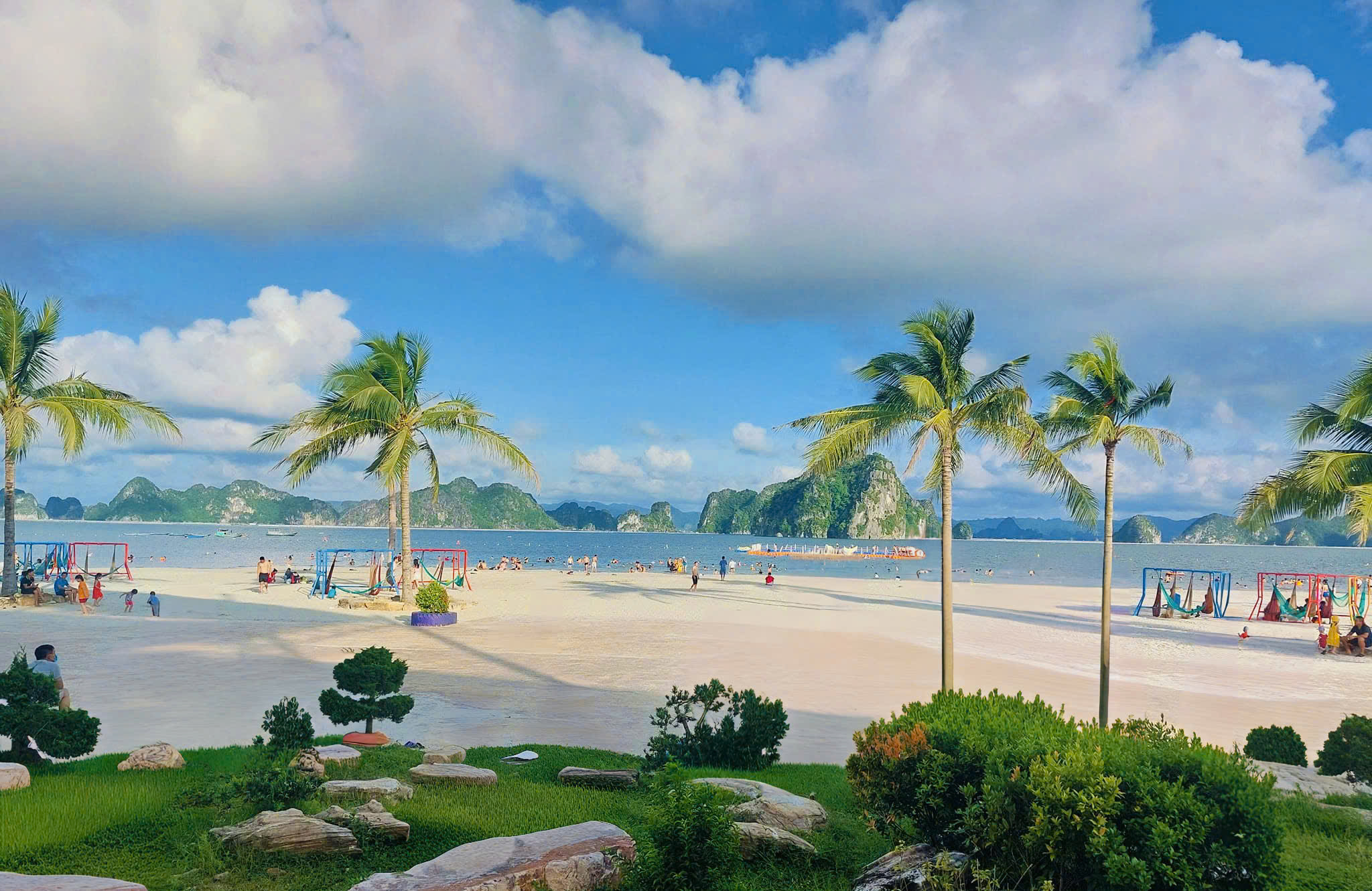 REVIEW đi khu du lịch Phương Đông Vân Đồn chơi gì, ăn gì?