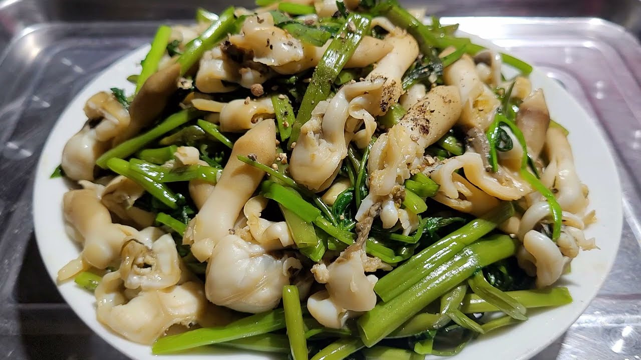 Ốc móng tay xào rau muống món ngon dễ làm