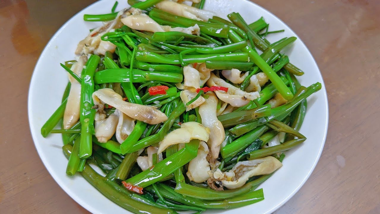 Cách làm món Ốc Móng Tay Xào Rau Muống thơm ngon cực sạch