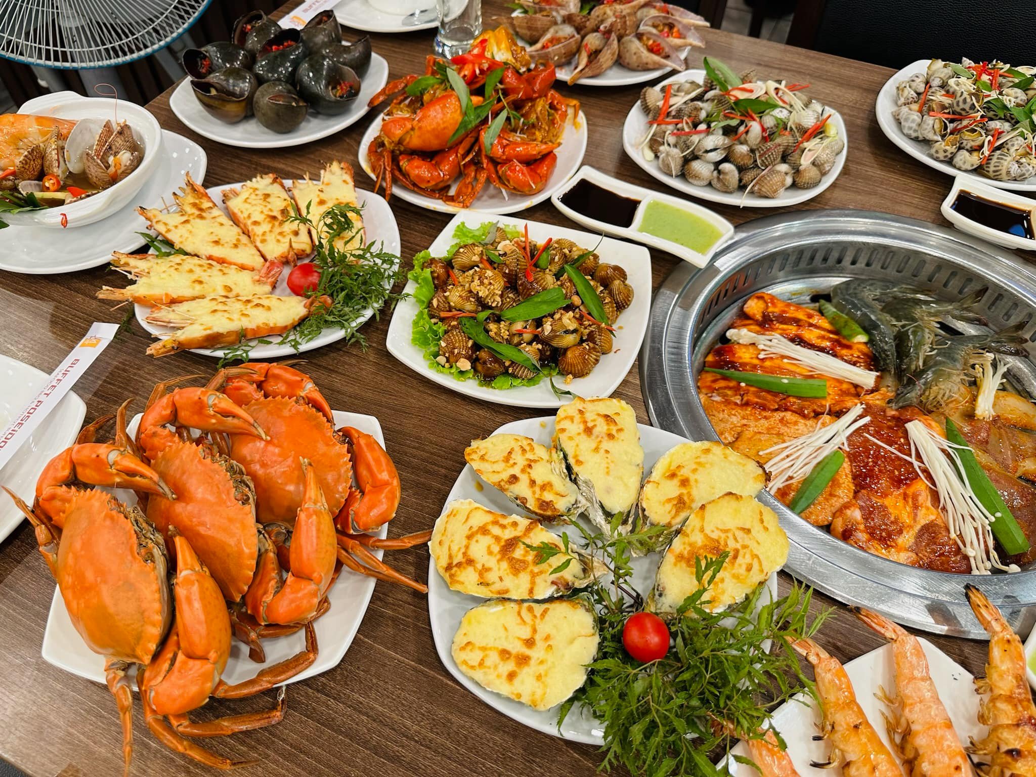 Làm món sò huyết cháy tỏi tại nhà chưa bao giờ đơn giản đến thế!