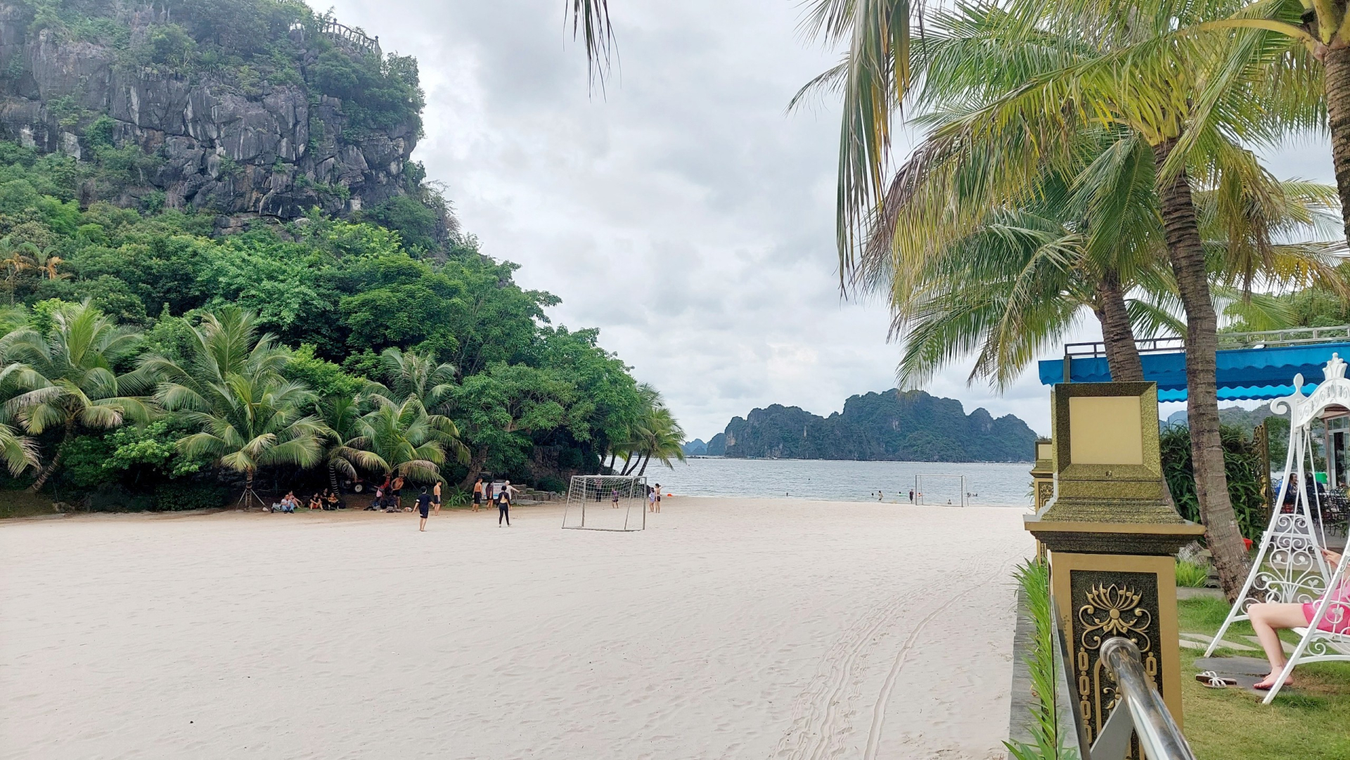 Tour bãi tắm Lương Ngọc - Tuấn Mai resort 3 ngày 2 đêm