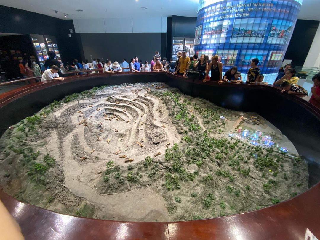 Du lịch Hạ Long - Check-in ngay bảo tàng Quảng Ninh độc đáo bên bờ vịnh -  iVIVU.com