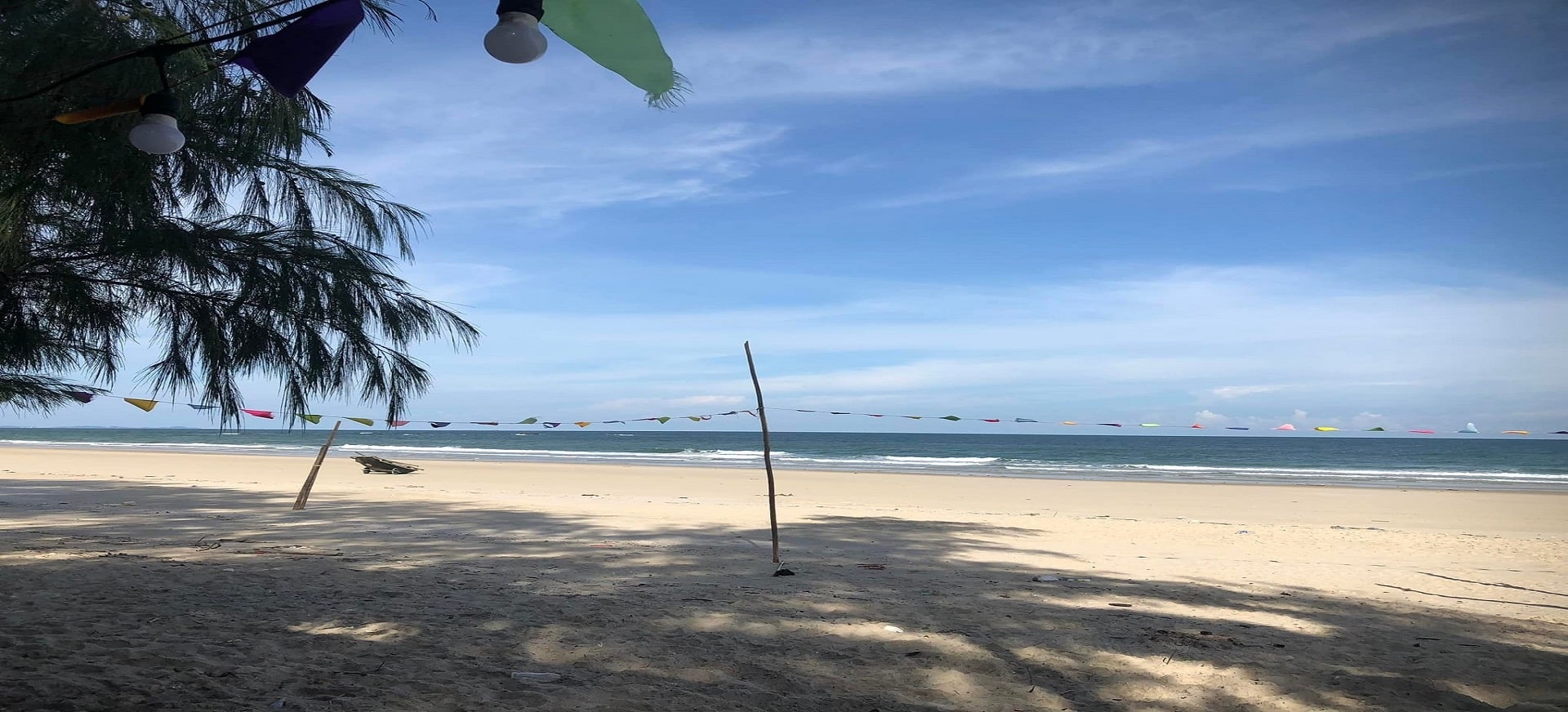 Bãi tắm Sơn Hào - thiên đường biển hoang sơ ở Quan Lạn