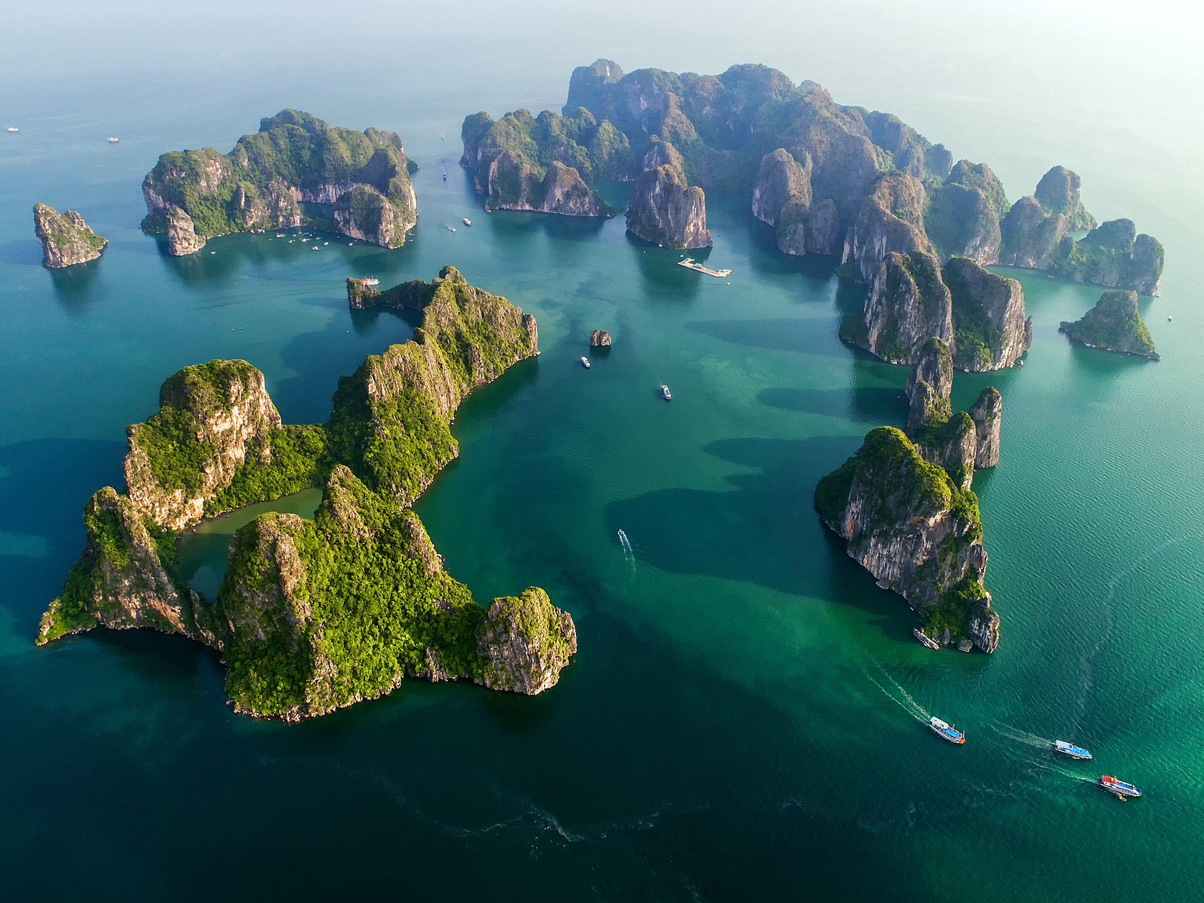 Top 10 địa điểm du lịch Quảng Ninh nhất định phải đến một lần