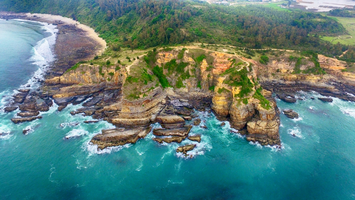 Tour Đảo Cô Tô 3 Ngày 2 Đêm - Giá tốt nhất 2025 - Eholiday.vn