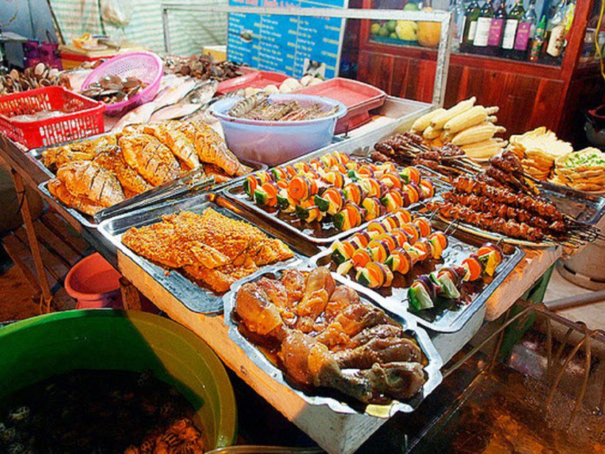 Top 10 khu chợ và chợ đêm nổi tiếng nhất tại Hạ Long Quảng Ninh - LA Travel