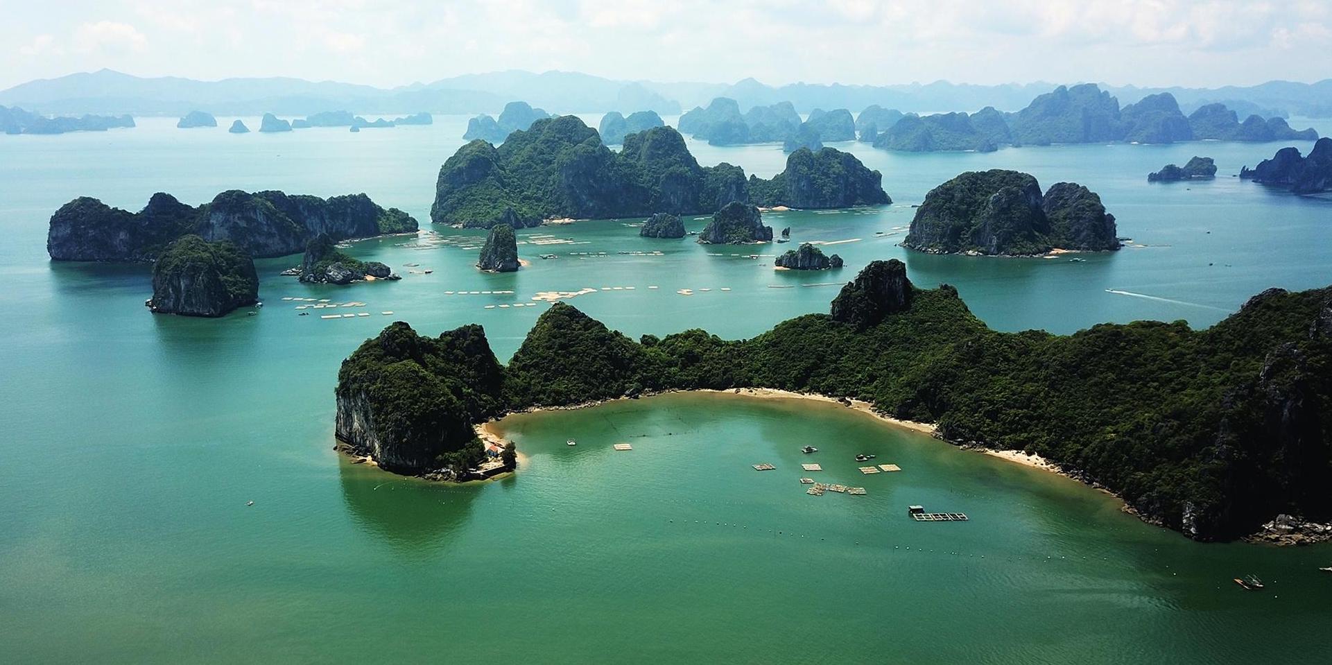 Du lịch Cẩm Phả - 8 địa điểm nổi tiếng không thể bỏ qua