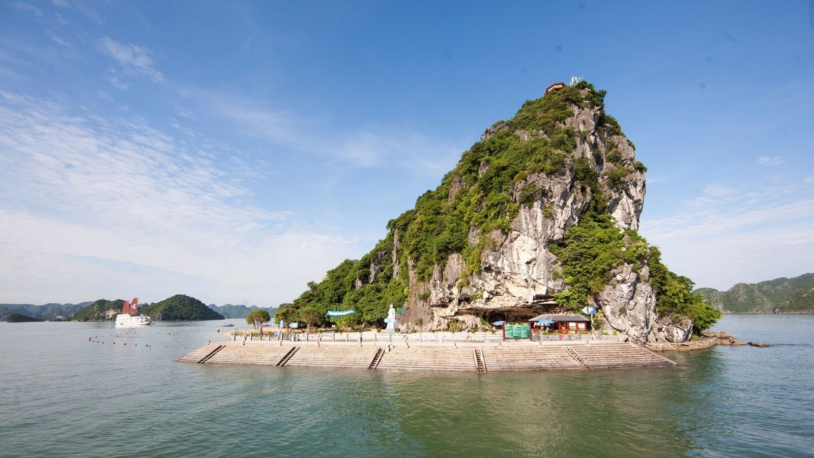 Đảo Ti Top, Hạ Long