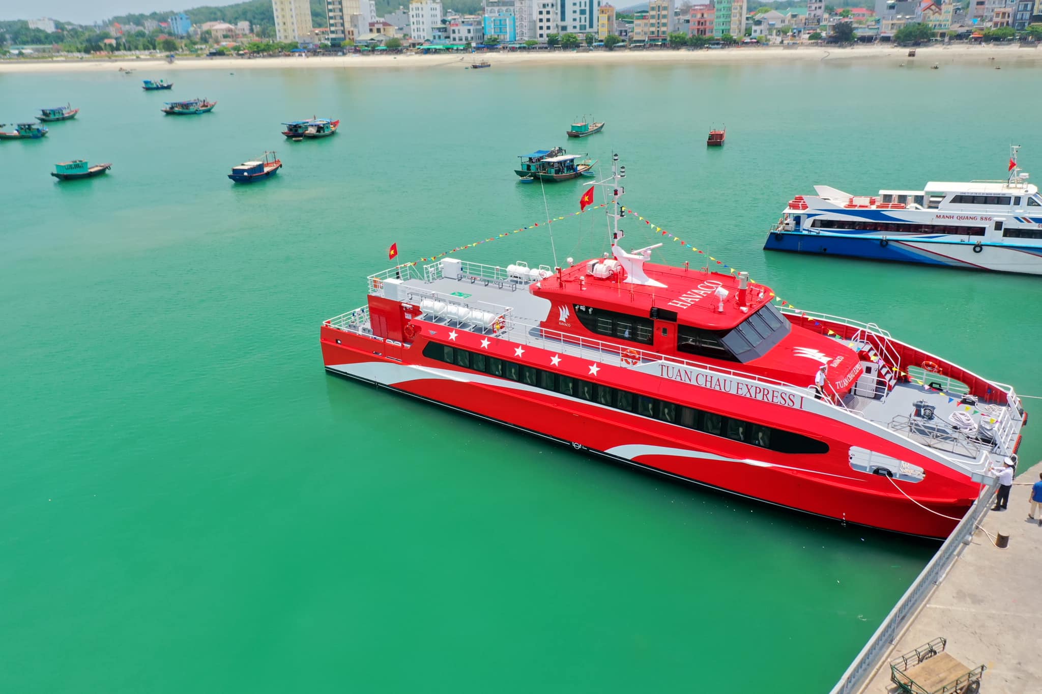 Đi tàu ra đảo Cô Tô mất bao lâu? - iVIVU.com