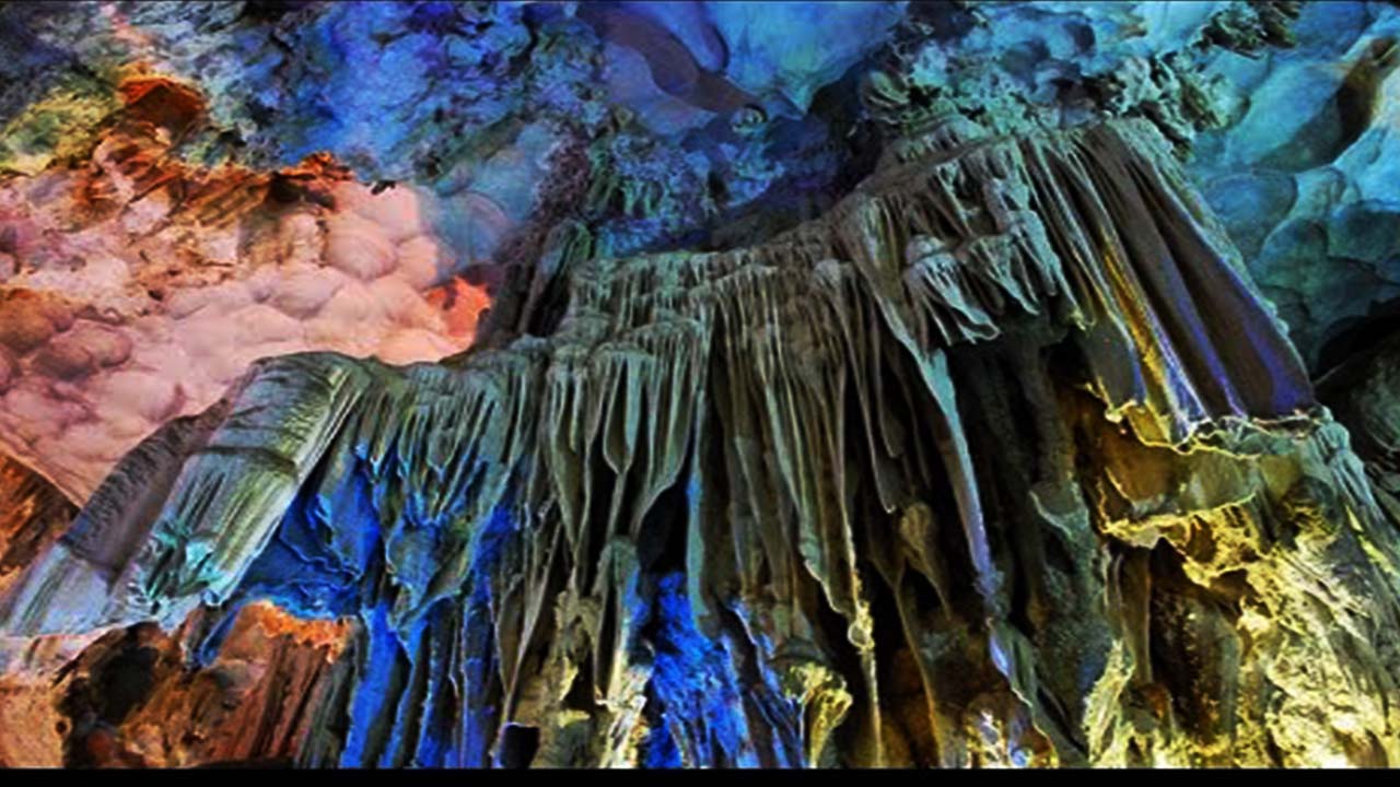 Hang Đầu Gỗ - Khám phá "kỳ quan của các kỳ quan" trên vịnh Hạ Long