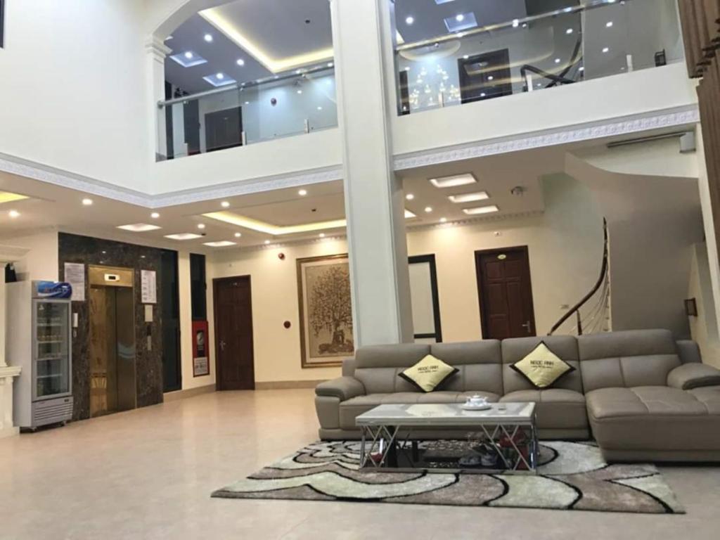 Khu vực ghế ngồi tại Hotel Ngoc Anh - Van Don