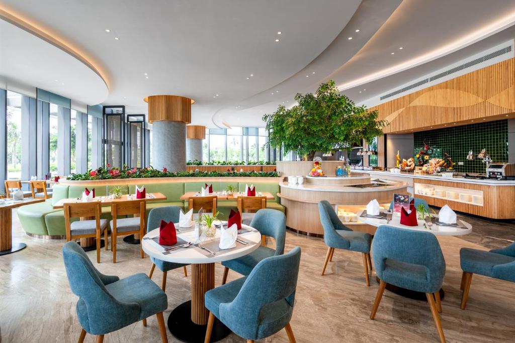 Nhà hàng/khu ăn uống khác tại A La Carte Ha Long Bay Managed by TASECO