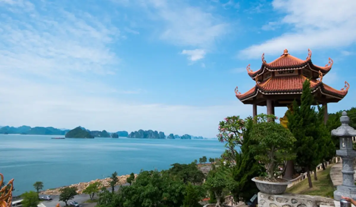 Chùa Cái Bầu Ở Đâu? Điểm Đặc Biệt Của Chùa Cái Bầu Là Gì? - Vivu Halong