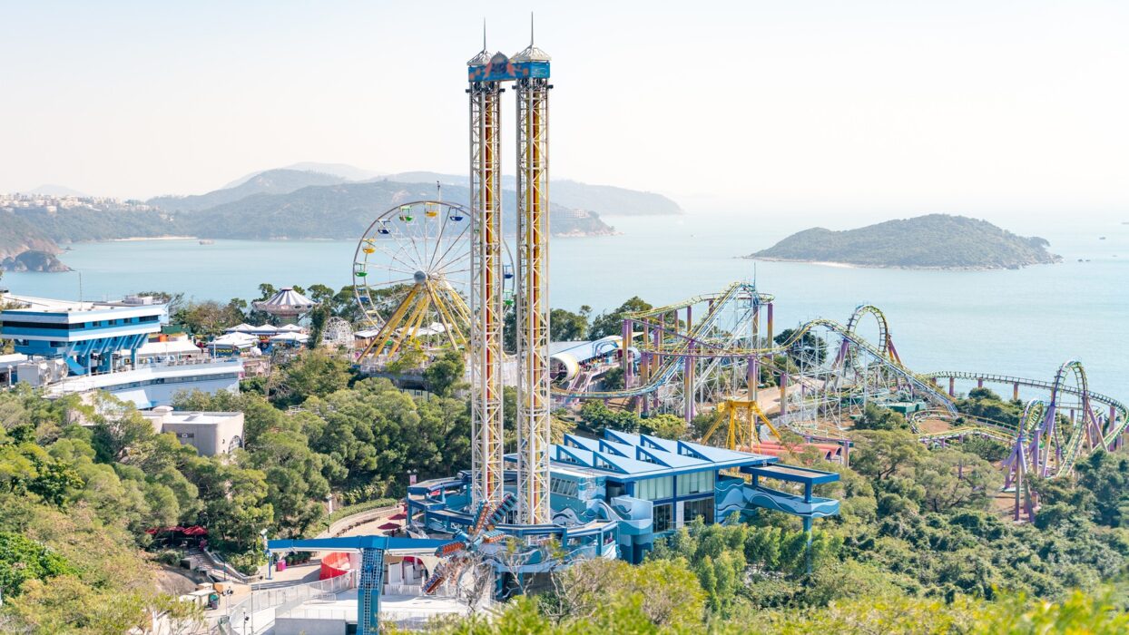 Khám phá Công viên Đại dương Hong Kong: Một cuộc phiêu lưu tuyệt vời dành  cho gia đình và những người thích cảm giác mạnh » Agoda: See The World For  Less