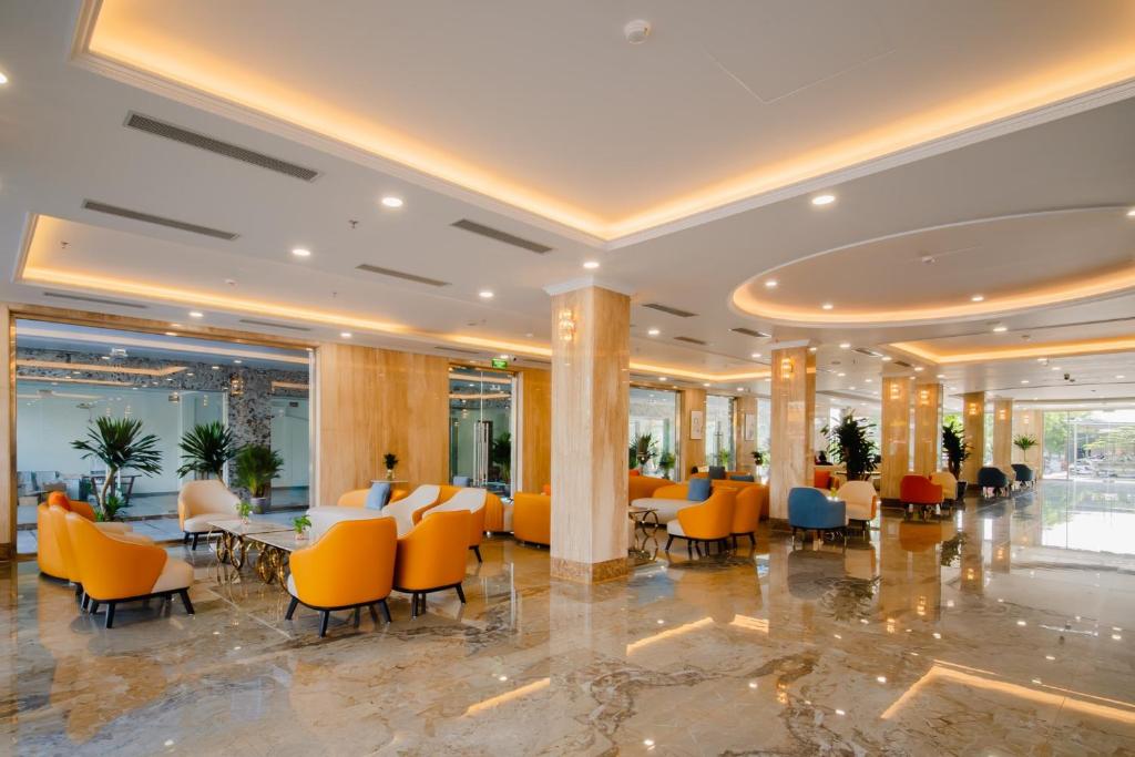 Khu vực ghế ngồi tại Danitel Halong