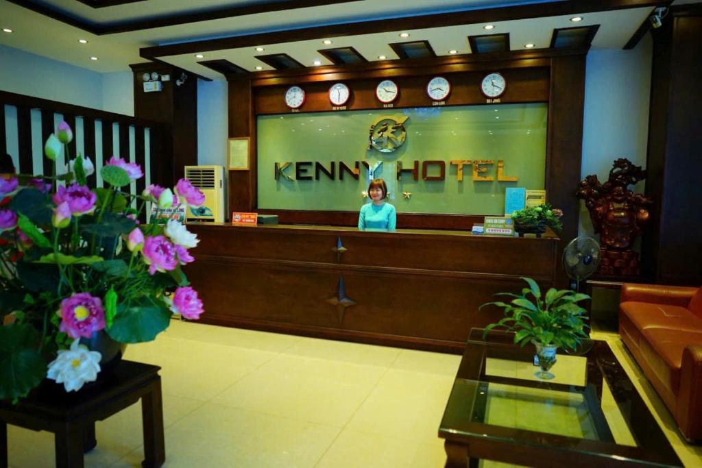 Khu vực sảnh/lễ tân tại Kenny Hotel Ha Long