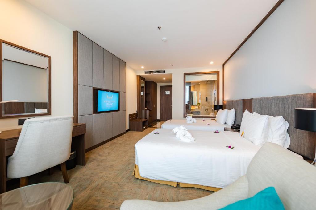 TV/trung tâm giải trí tại Mường Thanh Holiday Suối Mơ Hạ Long