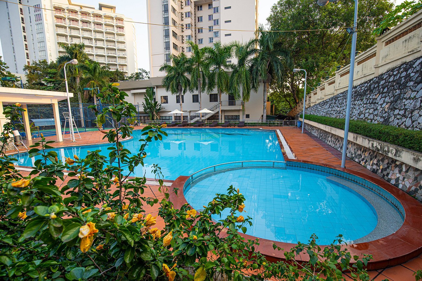 Hạ Long Pearl Hotel - Khách Sạn 4 Sao Tại Hạ Long