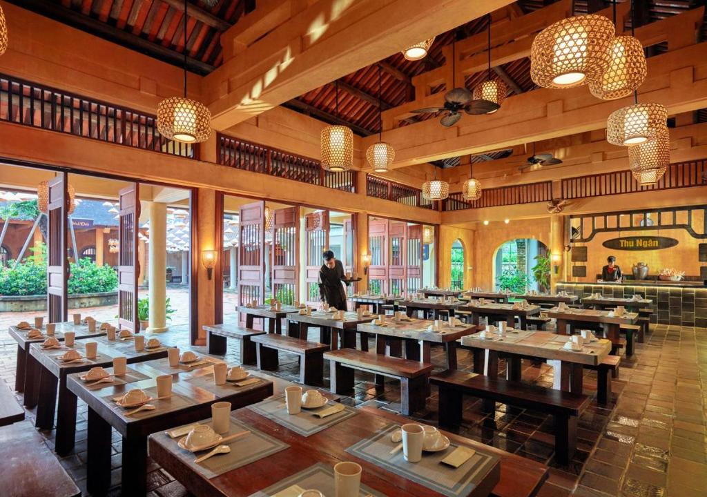 Nhà hàng/khu ăn uống khác tại Làng Nương Yên Tử (Yên Tử Village)