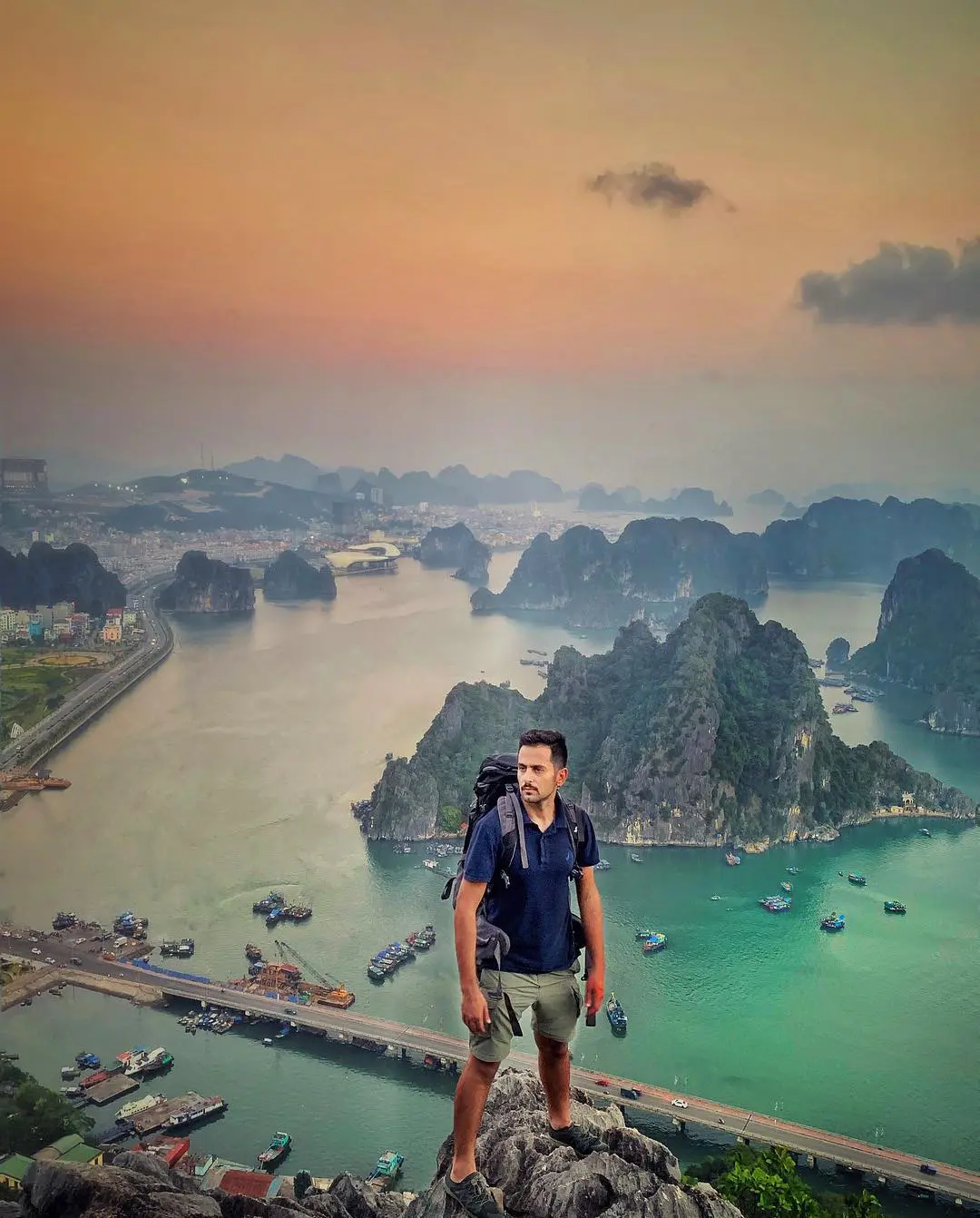 Kinh nghiệm chinh phục núi Bài Thơ Quảng Ninh không nên bỏ lỡ