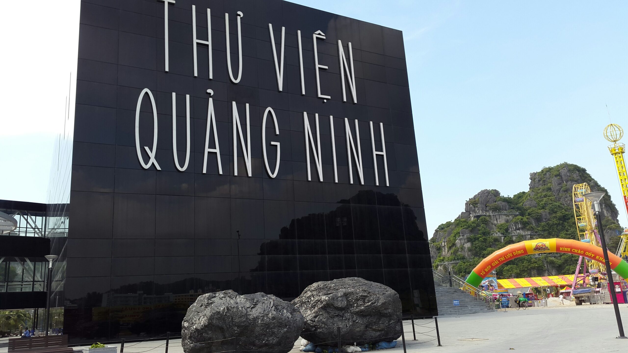 Thông báo giờ đóng mở cửa