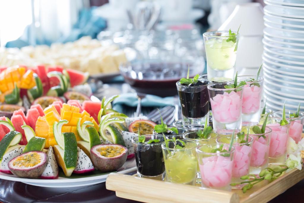 Đồ ăn tại/gần du thuyền