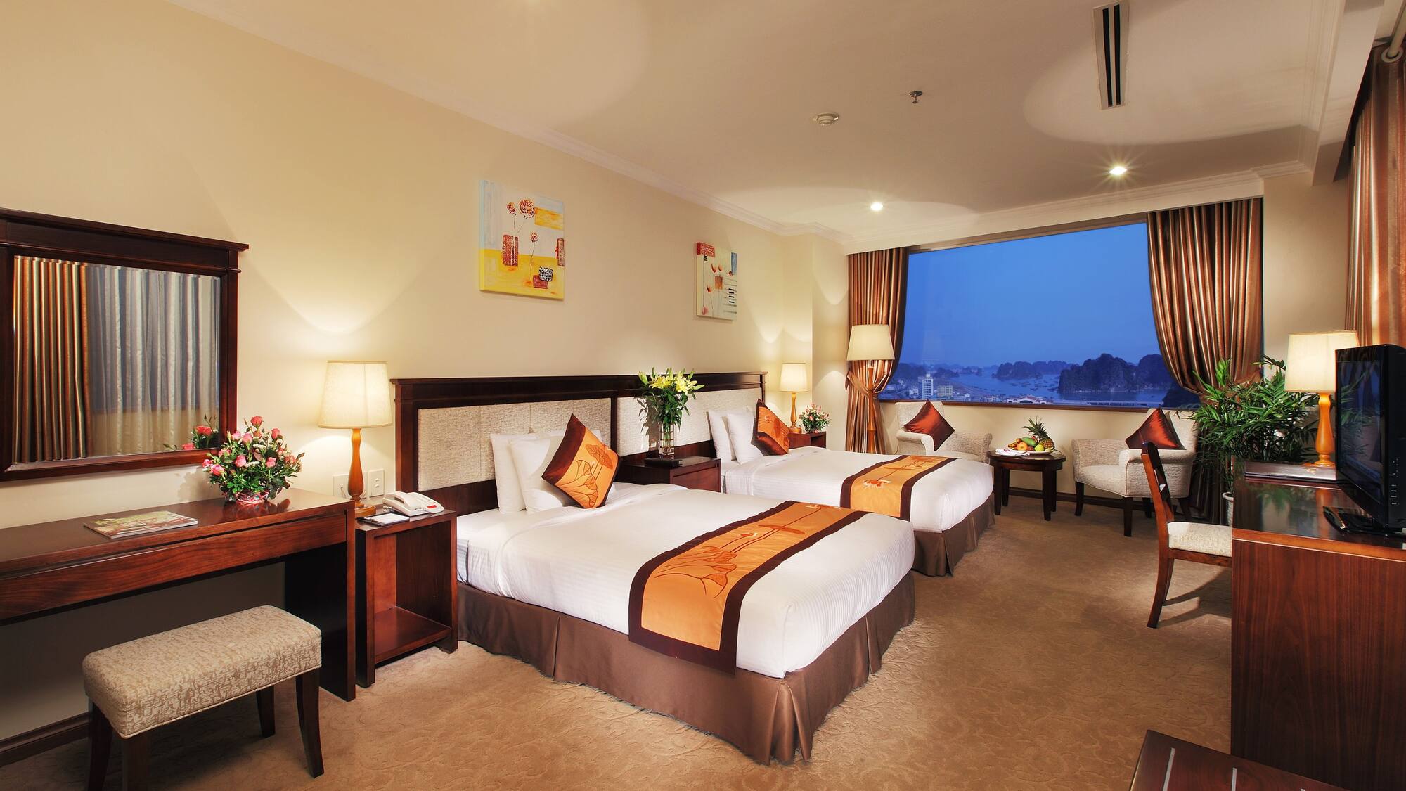 Ha Long DC Hotel Reviews, Deals & Photos 2025 - Expedia